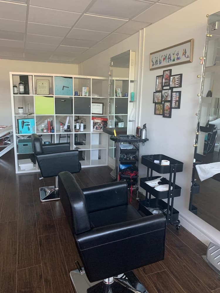 About Shumaila Saloon